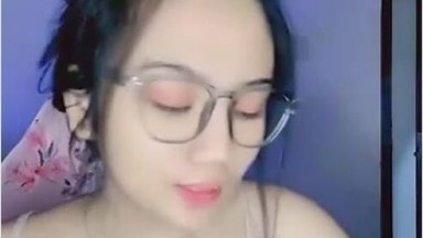 Bokep Indo Kenalin Baesuzy Host Cantik HOT51