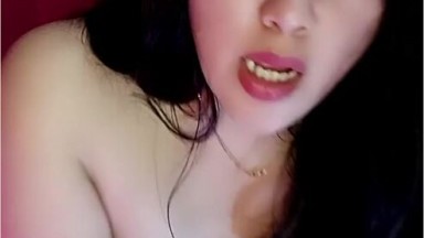 Tante Momoshan Keenakan Ngewe Sambil di Omekin HOT51